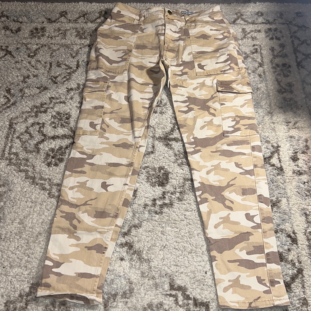 Hollister High-Rise Jeans